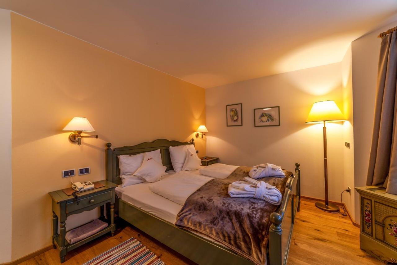 Hotel Berger Superior Riva di Tures Ngoại thất bức ảnh