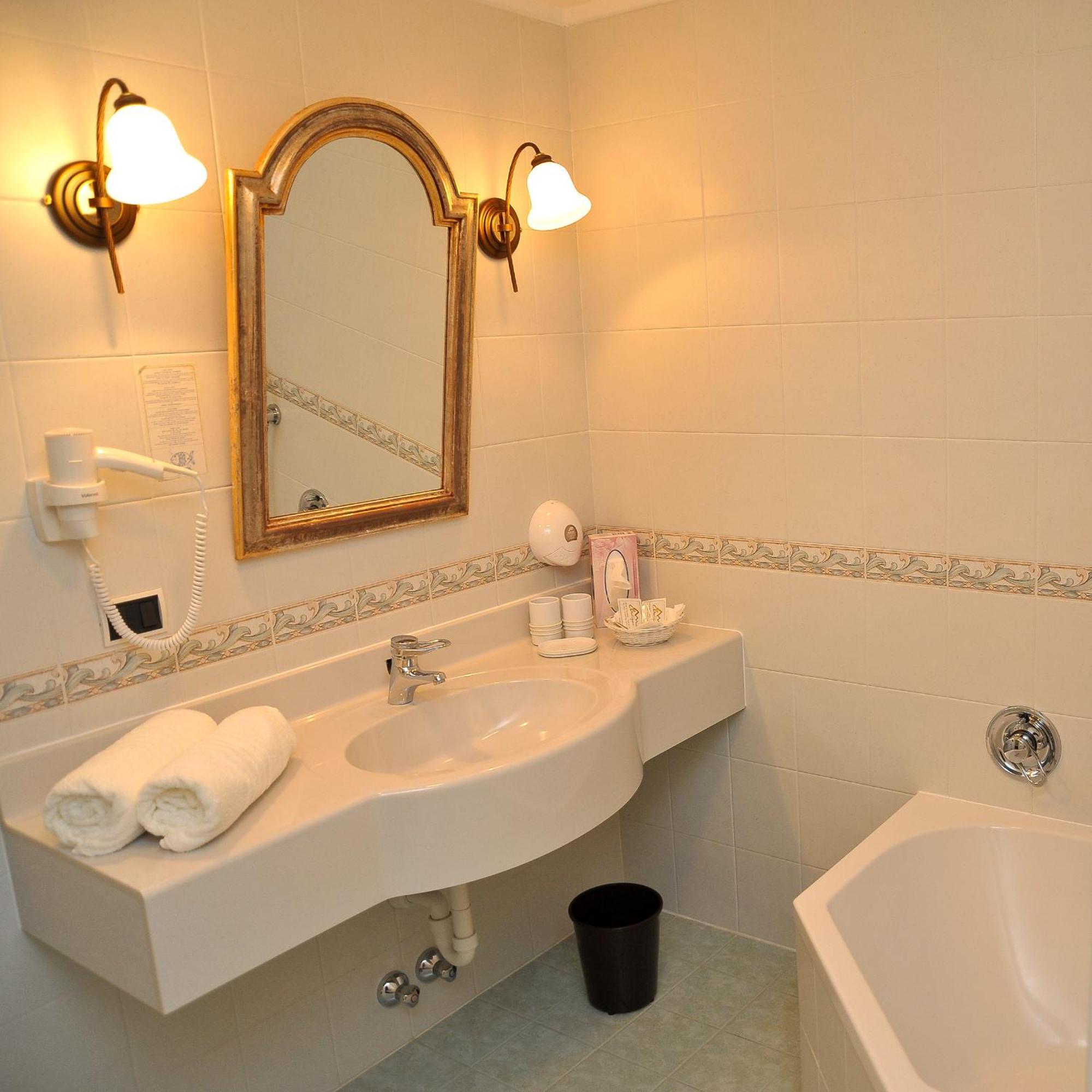 Hotel Berger Superior Riva di Tures Ngoại thất bức ảnh
