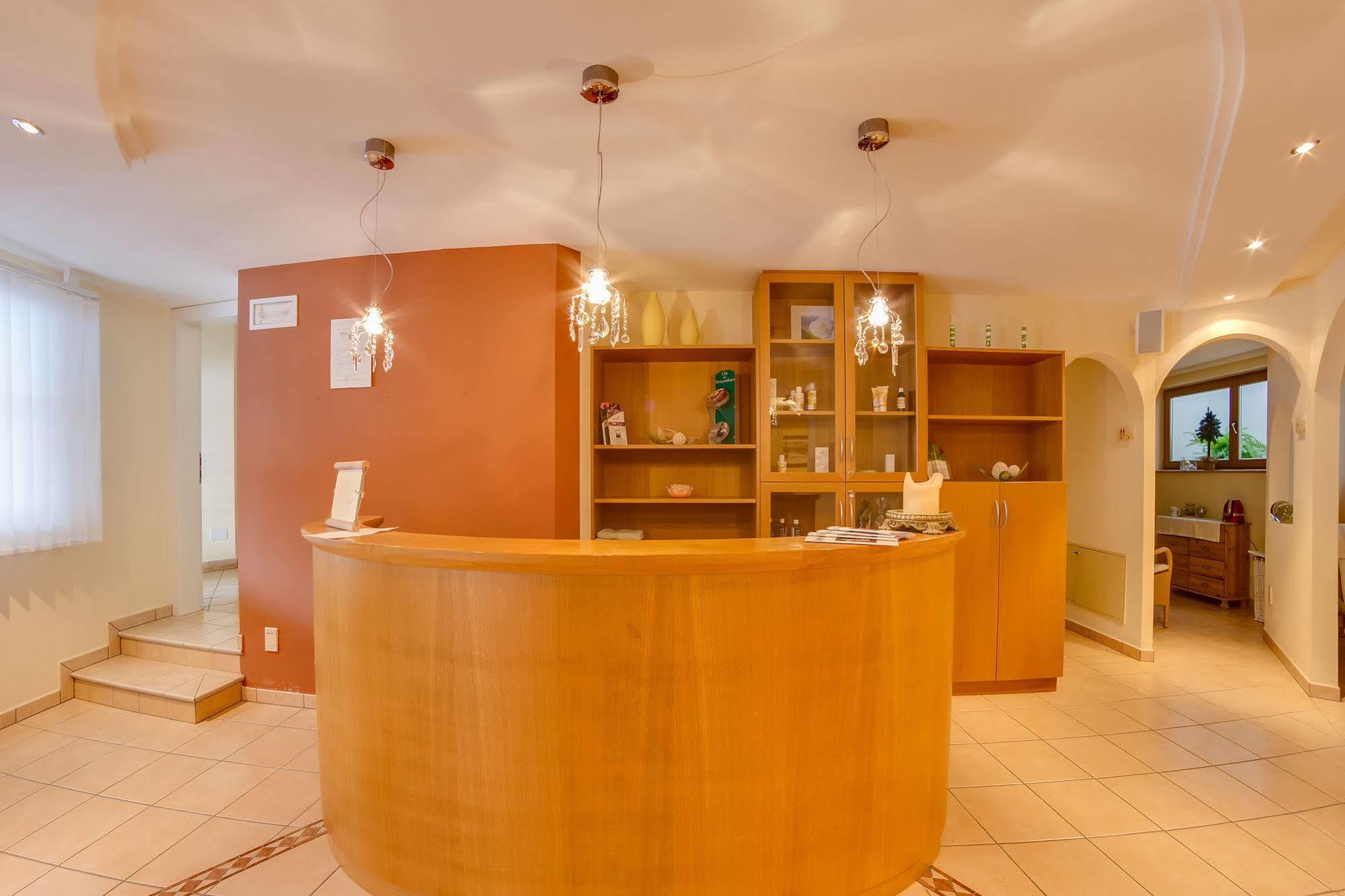 Hotel Berger Superior Riva di Tures Ngoại thất bức ảnh